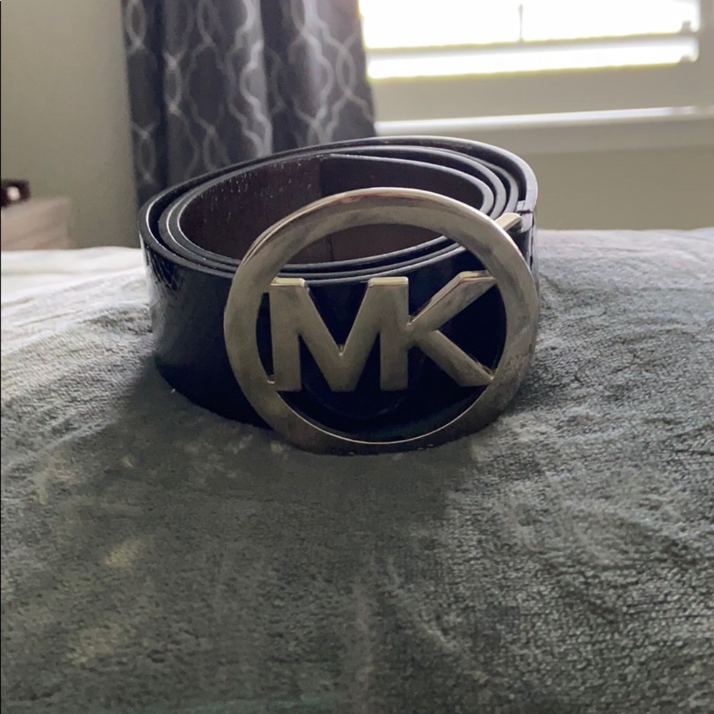 Michael Kors belt hardly used